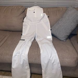 Dc snowboarding overalls size M